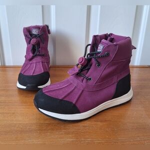 UGG Waterproof Suede Sneaker Boots Thinsulate Hiking Purple Kids Women EU 36 NEW